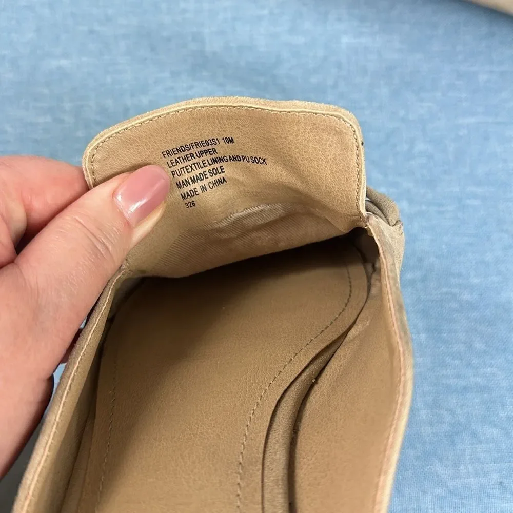 Steve Madden Friends Tan Suede Chain Pointed-Toe Loafer Slides Size 10 M - Picture 7 of 8